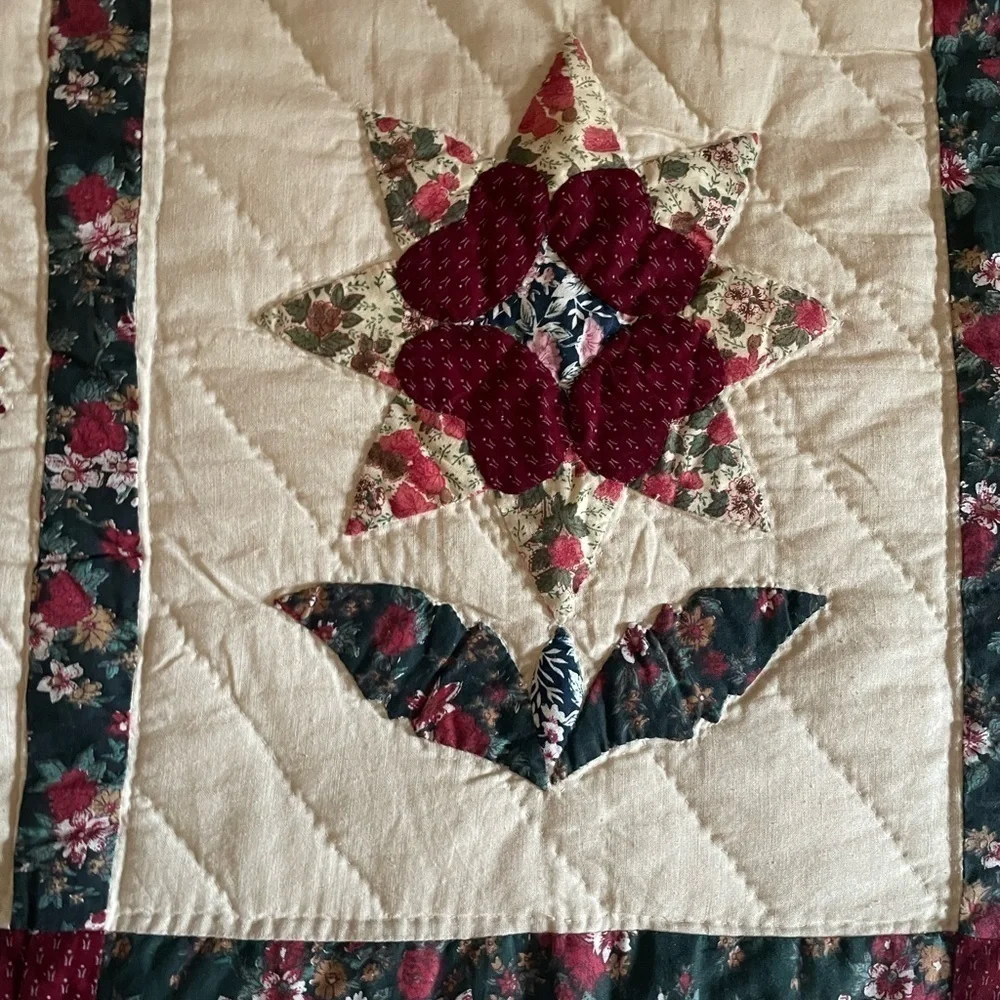 Vintage handmade quilt 64” x 88” Twin